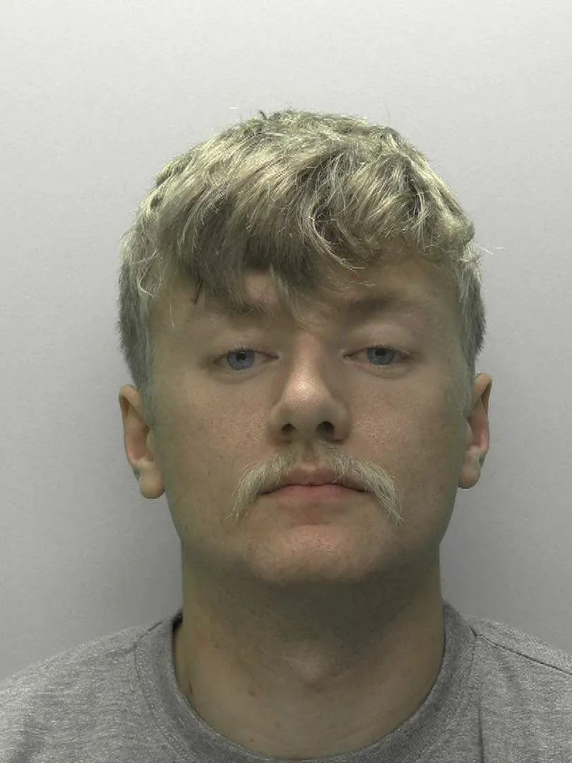 SeeRacists's tweet photo. 🚨Man Pretended To Be a Cop And Sexually Assaulted Two 16-Year-Olds Girls. 

His name is Aaron Grimshaw, 23.

The judge only gave him one year for sexually assaulting the two 16-year-old girls.

On top of that he got four and a half more years for other crimes: another sexual assault, sex with a child, texting a child about sex, and making child sex pictures.

He is on the Sex Offender Register for life. He also has a court order that limits how he can be around children for life.