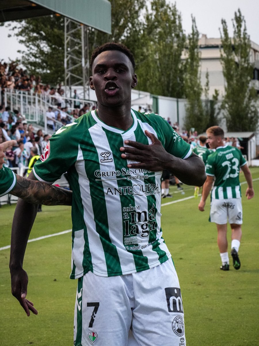 AntequeraCF's tweet photo. 🐆⚽️💚 https://t.co/YNh9qQbU8o