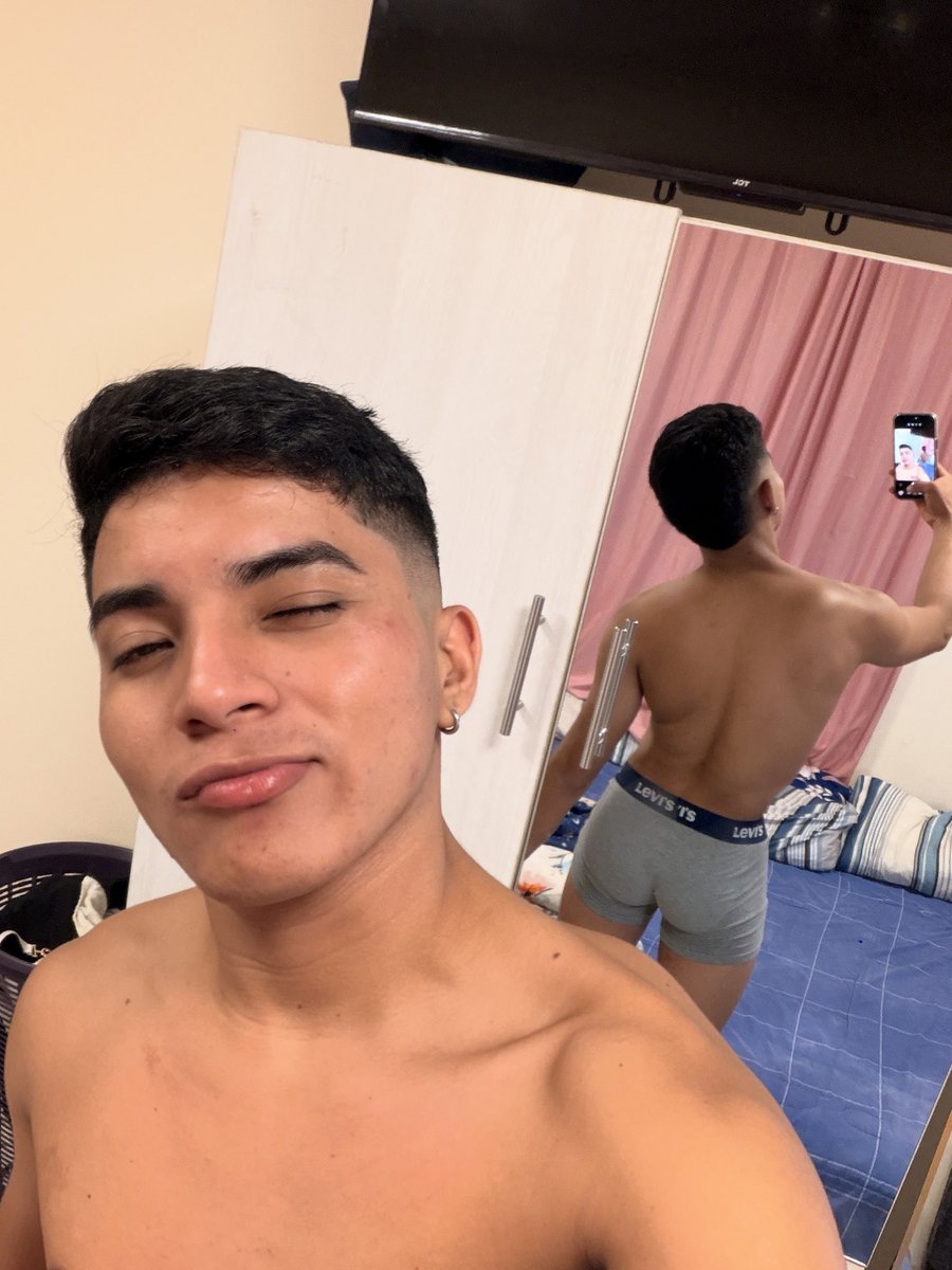 DanielBriones_2's tweet photo. #gay #boy https://t.co/XXNVnMLUcy