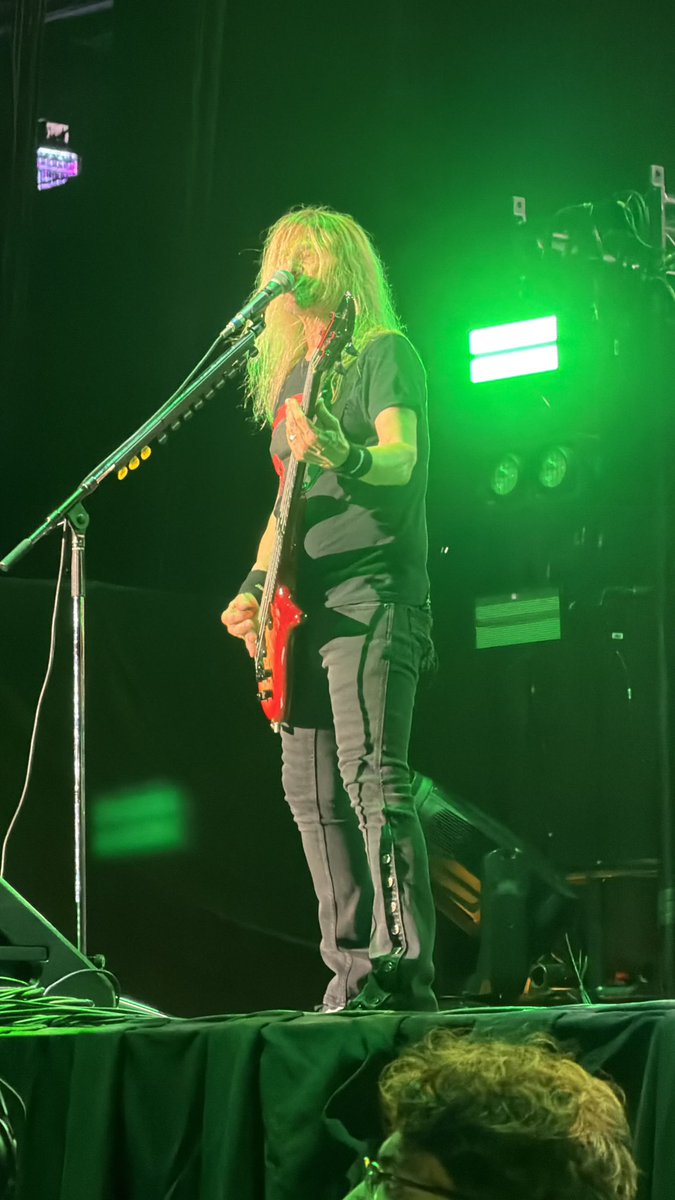 SleepyDeveloper's tweet photo. @Megadeth @DaveMustaine was amazing at BMO 9/25/26! They opened with Devil’s Island!!!!! https://t.co/6bQFXfQgNE