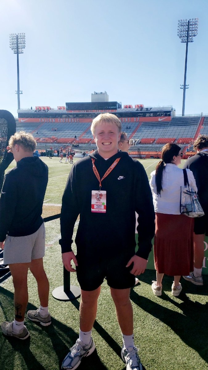 KoltonW64's tweet photo. Thank you @BG_Football for having me out for a game day visit! It was an amazing experience! 

@AllenTrieu @adamgorney @Mark__Porter @SWiltfong_ @PrepRedzoneOH @OhiosElite1 @JaredLuginbill https://t.co/JpJasl790F