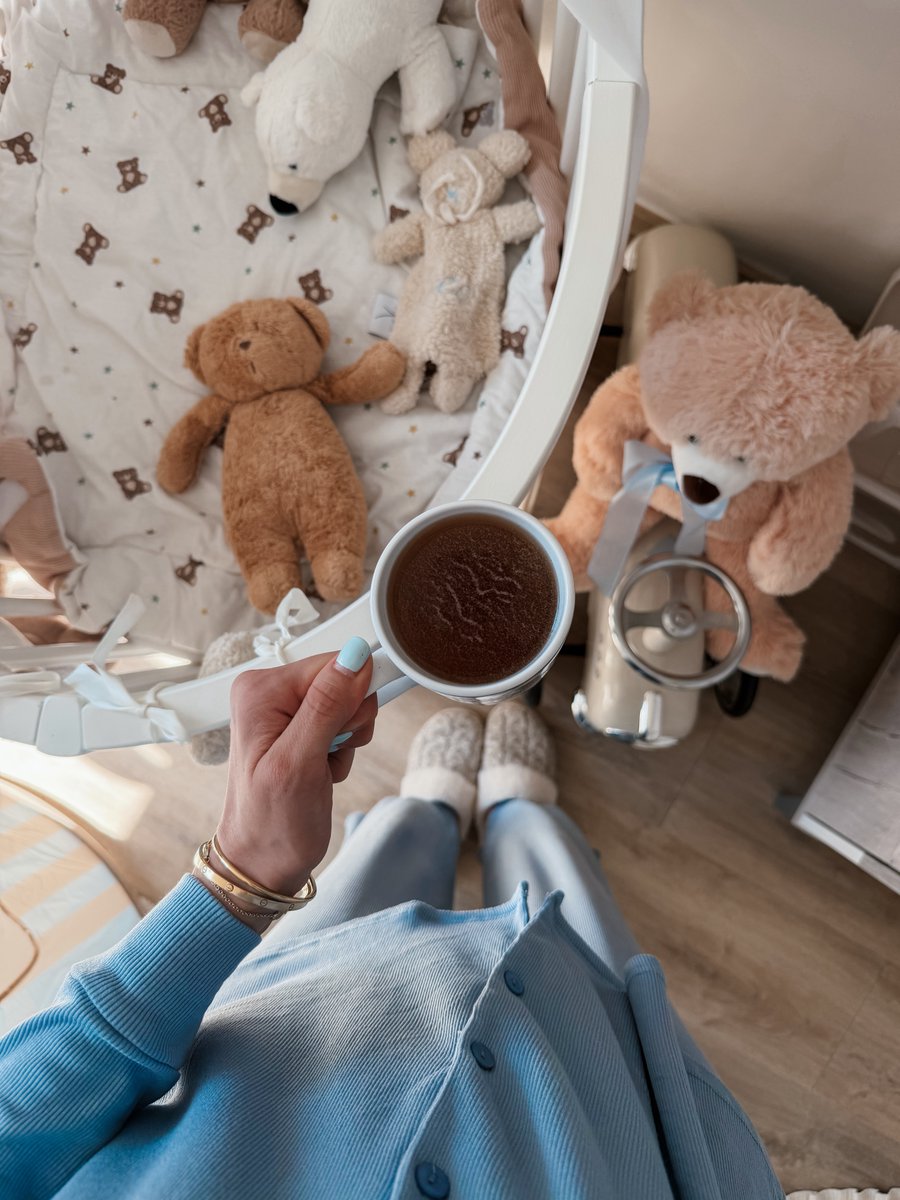 JanetteDesmh's tweet photo. Slow Sundays at home. Search for and follow my favorite underwear and sleepwear store, Ocili, on SHEIN to stay in the style loop. Use Oci81fashioninmysoul6498 for an exclusive discount. SKU: 34177863. https://t.co/rKVUbTzofX