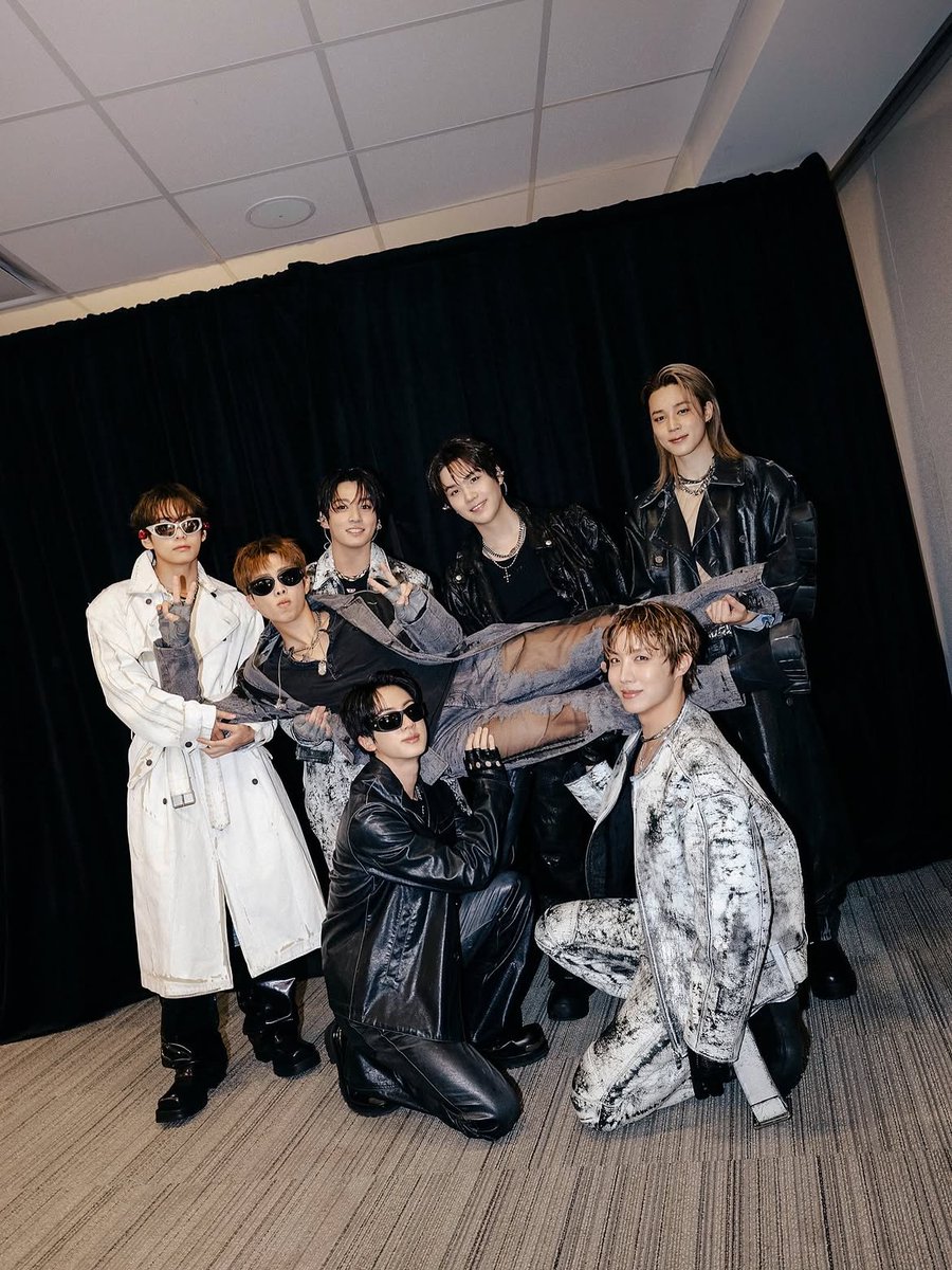 Royanjni08's tweet photo. I vote for #ARIASBTS at the 2026 ARIA Music Awards... https://t.co/8kOhN8MujS