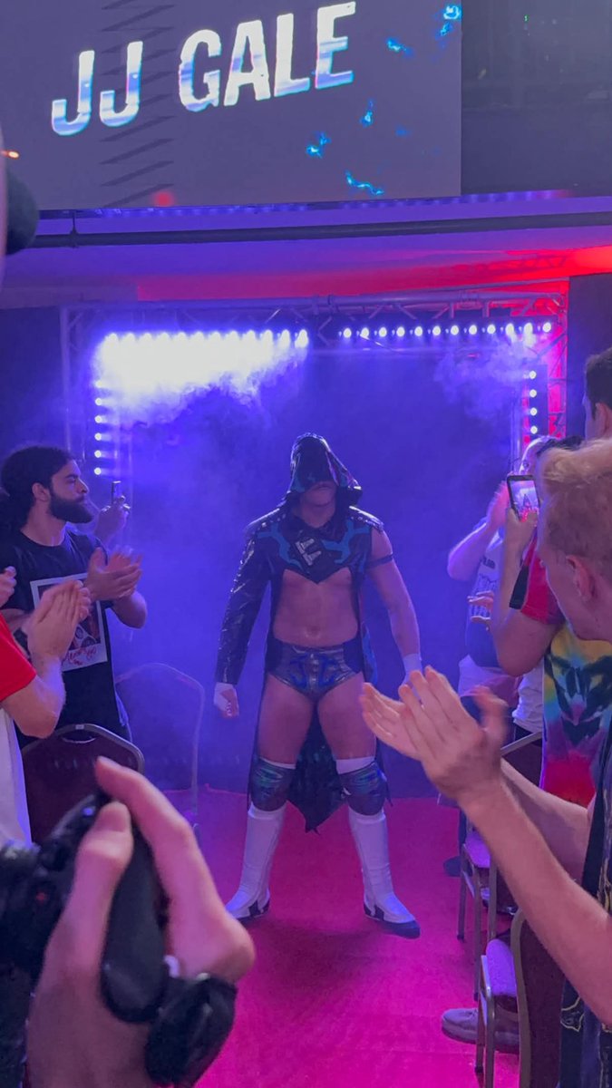 JJGale_PW's tweet photo. Pretty hostile crowd towards me the last two nights here in Paris…

Never the less an insane atmosphere and a pleasure to perform here🫡

Until next time…🤝🇫🇷 https://t.co/YvM5xFJBku