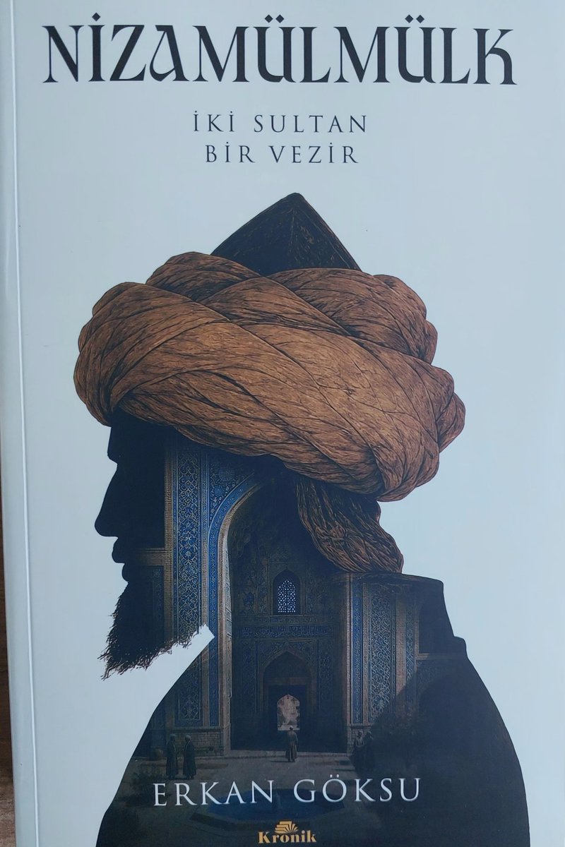 Fuat0renc's tweet photo. Biraz erken bir kanaat olabilir belki ama Nizamülmülk kitabı Erkan Hocanın ustalık eseri olmuş gibi geldi bana. Kitabın içeriğinin doluluğu bir yana son derece titizlikle oluşturulmuş metodolojik bir kurgu var. Her aşamada okuyucu düşünülmüş.
Tebrikler
@erkangoksu1 
@KronikKitap https://t.co/IatDoxDPEo