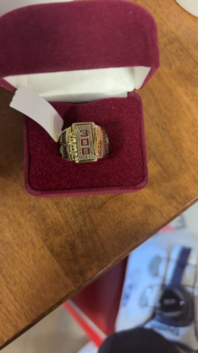 GravesInCLE's tweet photo. Today was special. Received my 300 ring, and was recognized for my 2nd one as well. Then shot 701 to bring my average for fall season to 227.78 #bowling #TeamZibrin https://t.co/HzmHQwgeuJ