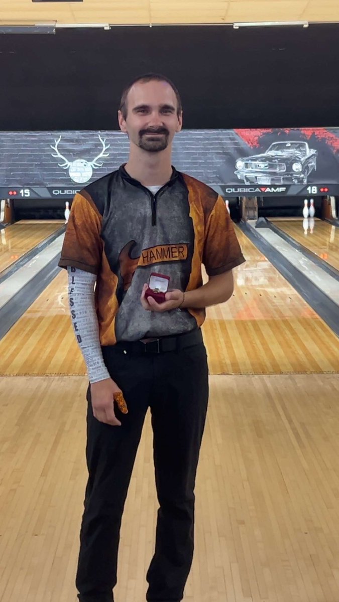GravesInCLE's tweet photo. Today was special. Received my 300 ring, and was recognized for my 2nd one as well. Then shot 701 to bring my average for fall season to 227.78 #bowling #TeamZibrin https://t.co/HzmHQwgeuJ