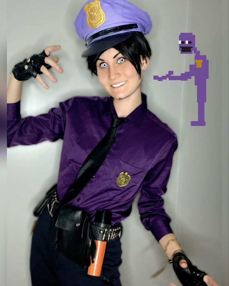 oohpeteythecat's tweet photo. this cosplayer always made me feel deeply uncomfortable https://t.co/ytrQgmwhax