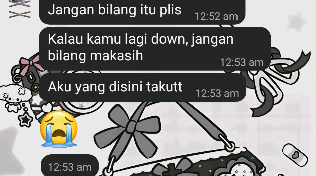 Serapeumseraa's tweet photo. Happy bngt ad yg balas chat ak,akhir" Mkin bnyk yg ignore message ak diberbagai apps or game,apa gwa terlalu annoying yah? I just want to keep in touch https://t.co/3Z6lJMdAIk