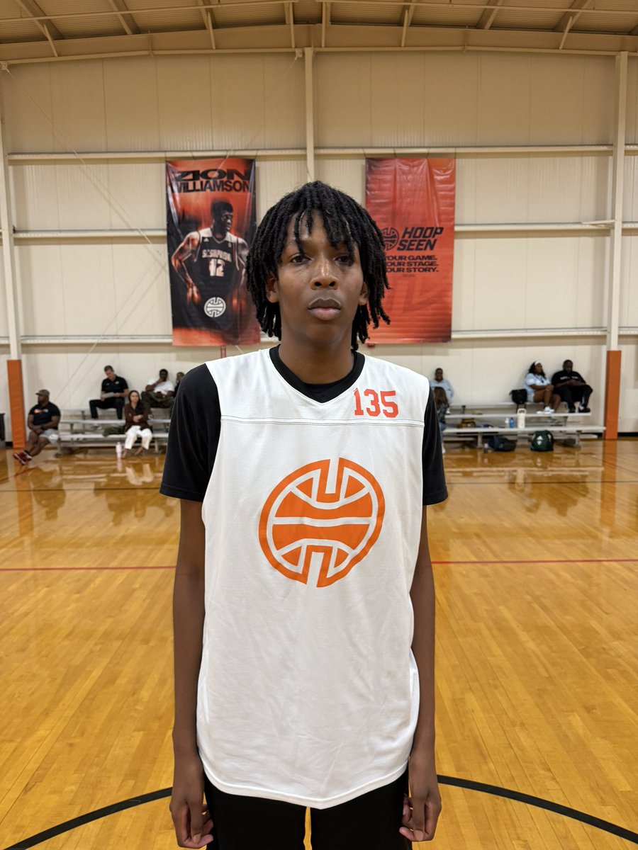 hoopseen's tweet photo. HoopSeen Fall Preview
Team 1 - 64
Team 2 - 52
Total team effort from Team 1 in the win over Team 2.
2027 6โ10โ ZayโQuon Nunley has shown serious signs of progression as he defended the rim well & created extra opportunities for his team on the glass.
2027 Armond Smith ran the show from the PG spot and found teammates for multiple assists.
2027 Eston McDow was automatic from deep connecting on 5 triples in the W.
2028 6โ5โ Mark Nomel has caught many eyes today being able to get to the rim and use his athleticism to finish.