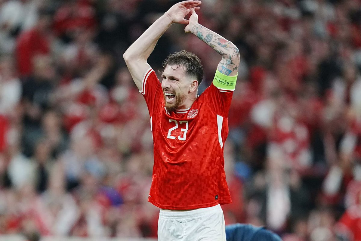 univmarseillais's tweet photo. 🔴 Le Danemark a gagné face au Pays de Galles 2-0, Pierre Emile Hojbjerg 🇩🇰 était titulaire et a joué tout le match.

#TeamOM | #DENWAL https://t.co/71V5sd9Fzc