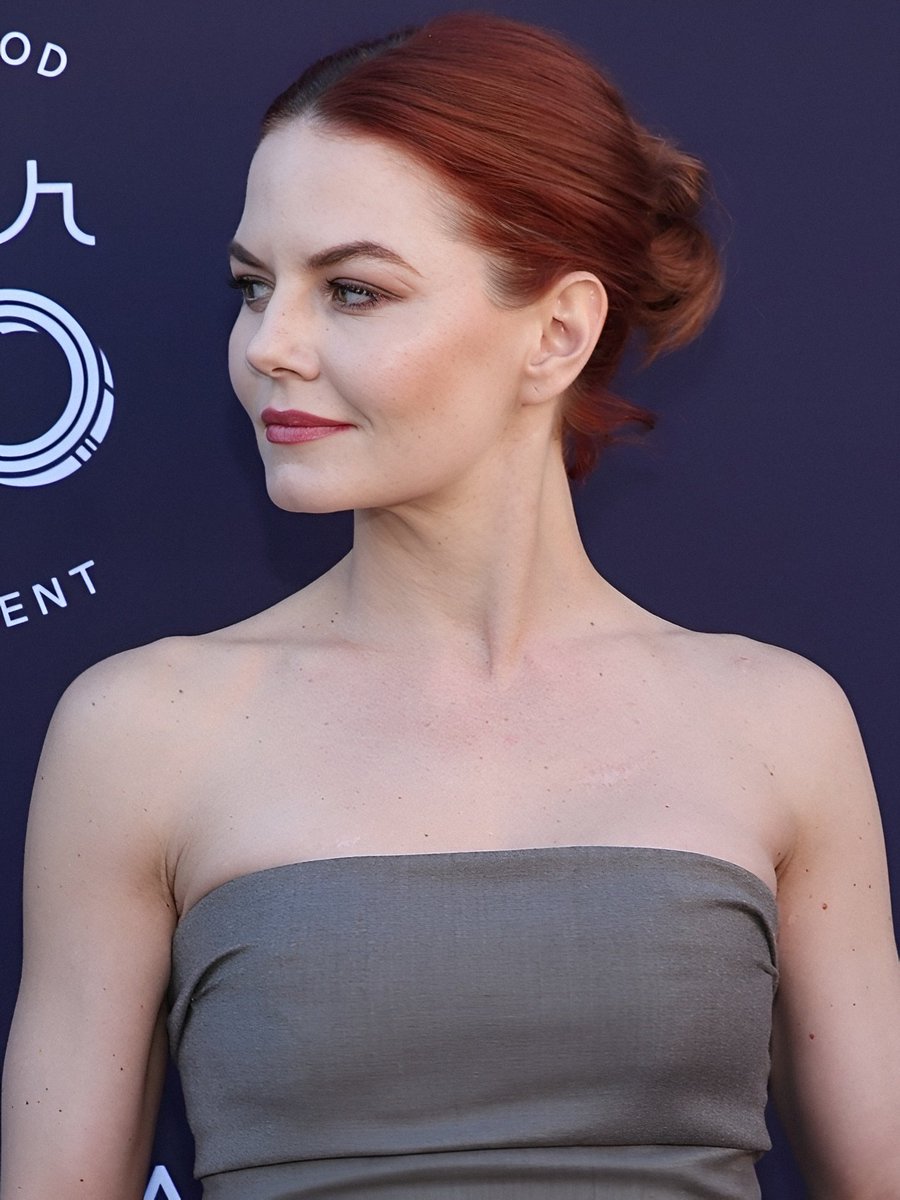jmo_fan_'s tweet photo. π©π»βπ¦° For the #RedHeadAppreciationDay & π #FirstDayOfFall / #FallEquinox we find @jenmorrisonlive attends The Hollywood Reporter's / Lifetime 26th Annual Women In Entertainment Breakfast presented in partnership with FIJI Water at Milk Studios on December 6, 2017 in Los Angeles. https://t.co/OZMcu8zUqg