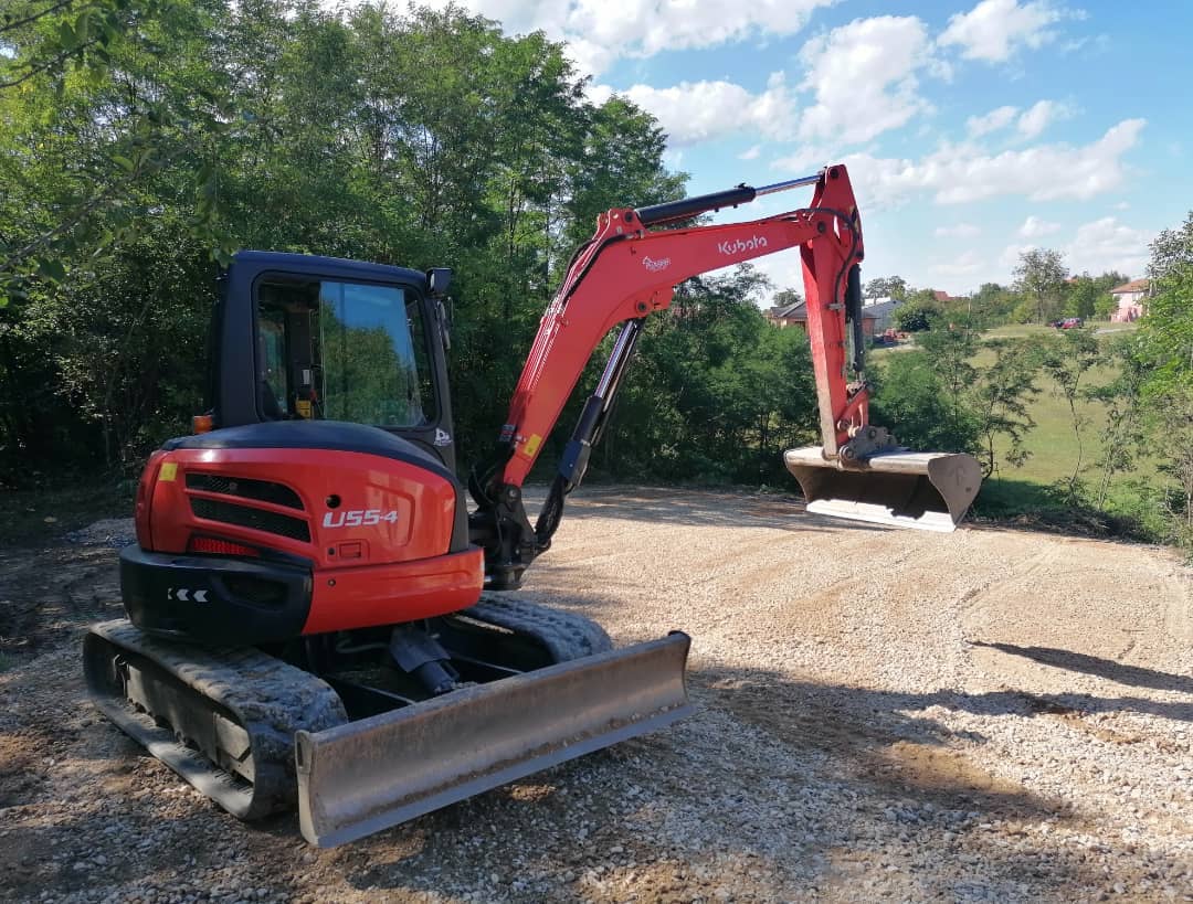 gracedavis752v0's tweet photo. Forest clearing, natural gravel and stone filling, and leveling. https://t.co/SL1Uo32R9i