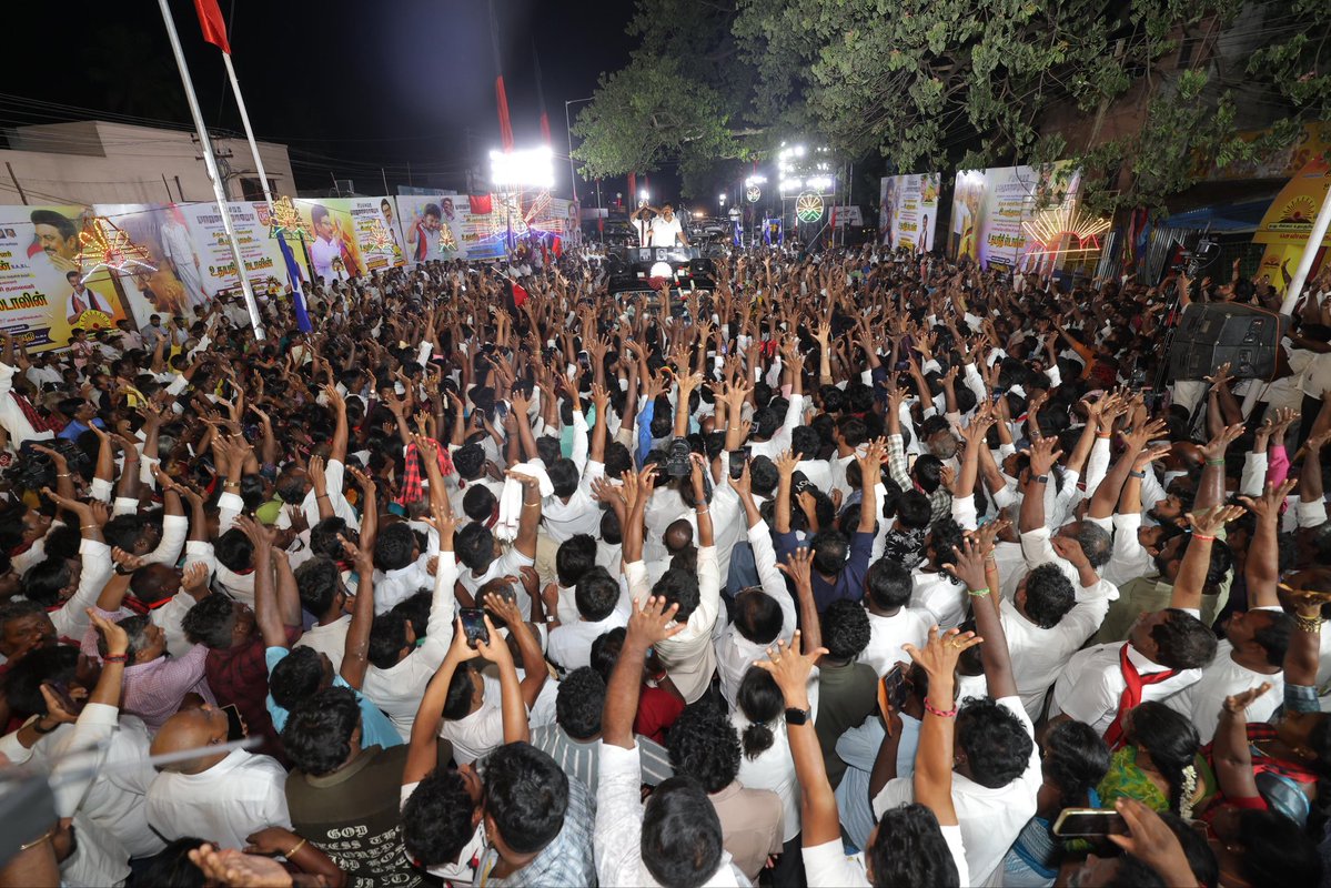 Udhaystalin's tweet photo. கழகத்தலைவர் @mkstalin அவர்களால் மதுராந்தகம் இடைத்தேர்தல் வேட்பாளராக நிறுத்தப்பட்டுள்ள சகோதரர் @iparanthamen அவர்களுக்கு ஆதரவாக மாமண்டூர் பகுதியில் இன்று பிரச்சாரம் மேற்கொண்டோம். 

@evvelu @thamoanbarasan @Ksundarmla @abdulmalikdmk @Prabhugajendran https://t.co/dsDdsPT9xm