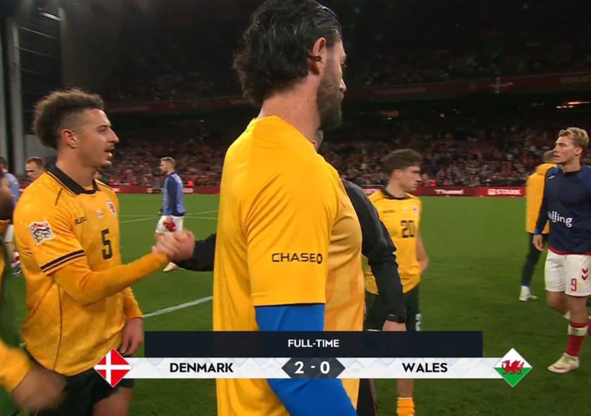 CUPID_FC's tweet photo. FT | DENMARK 2-0 WALES

Davies 53' OG
Isaksen 66'

Second-half job at Parken.

#DENWAL #NationsLeague https://t.co/eqUq1KXc8C