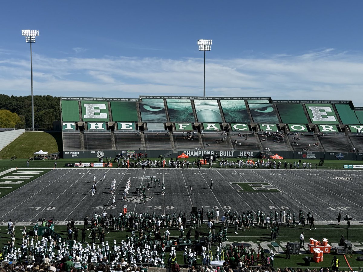 quinneverhartfb's tweet photo. Thanks @CoachOmli  and @AlanHensell for a great visit at Eastern Michigan! Loved my experience on campus https://t.co/GYjnbgqMqn