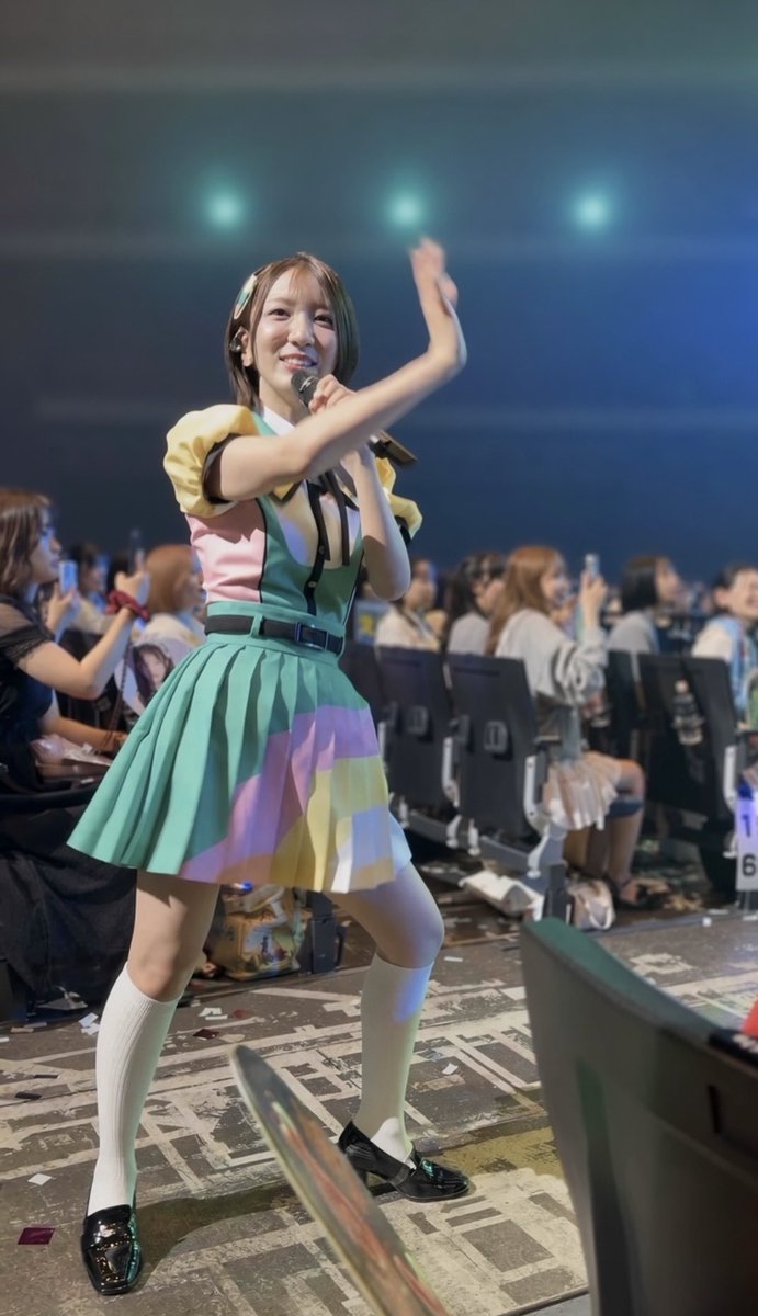 oo00923's tweet photo. どんな理由よりもアリガトウ＿＿＿＿＿ .
#Nowplaying 私たちのReason - AKB48 (次の足跡 (Type A)) https://t.co/x2TAWFKoXE