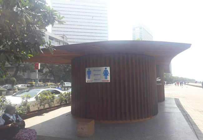 ndtv's tweet photo. 2 Suffocate To Death After Inhaling Toxic Chemical In Mumbai Public Toilet
https://t.co/F5aYIUFTiw https://t.co/aKJvGKYDMm