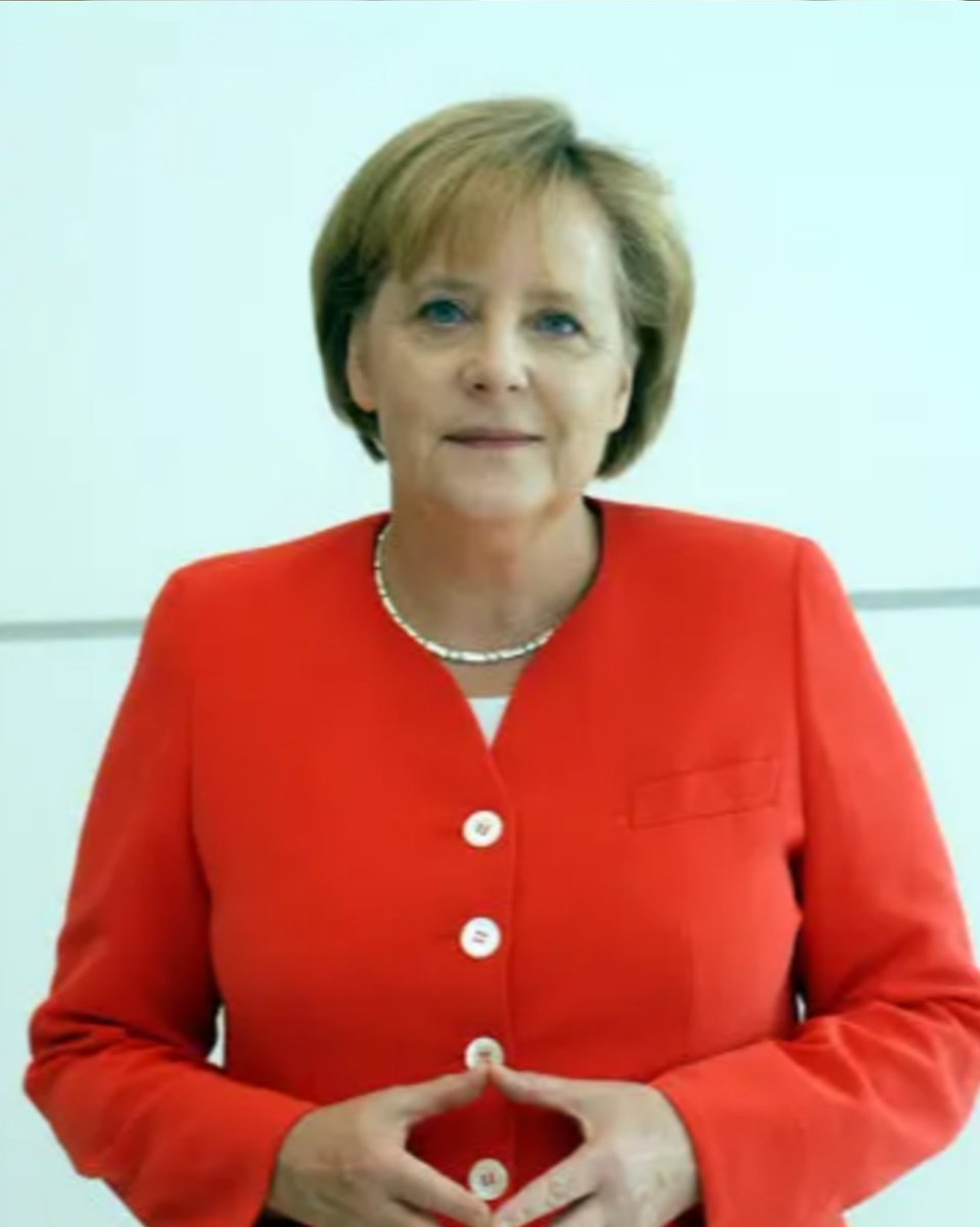 kiyashaber412's tweet photo. KIYAS | malvarlıkları:

🇩🇪 Angela Merkel ≈ 2 milyon €
🇹🇷 Betül Sayan Kaya ≈ 36 milyon € https://t.co/Q4G1OKka1y