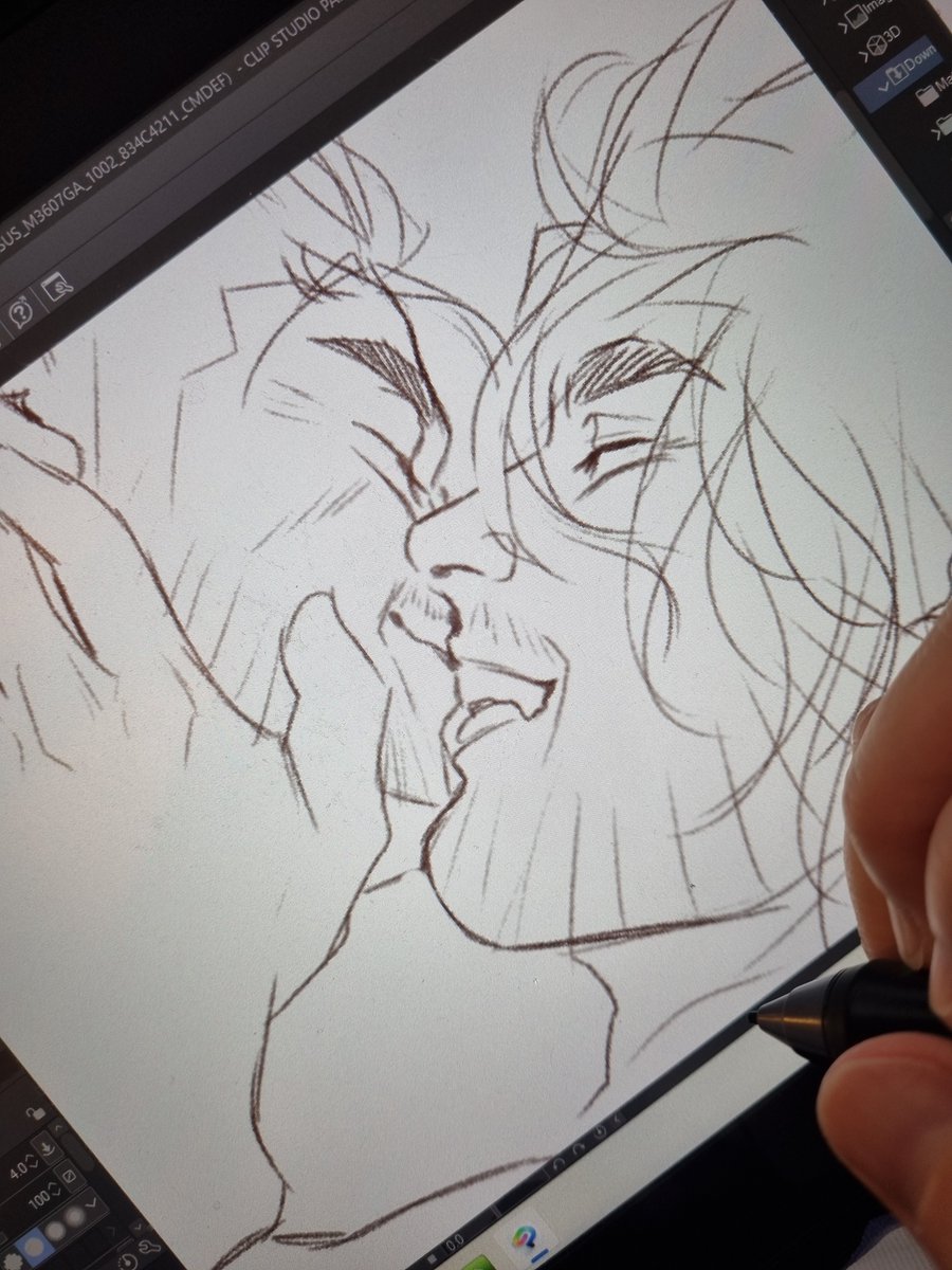 junie_junette's tweet photo. Trying to sketch without pressure, just for me... It's still hard but I don't hate it ♡ https://t.co/AOJQfnOWsT