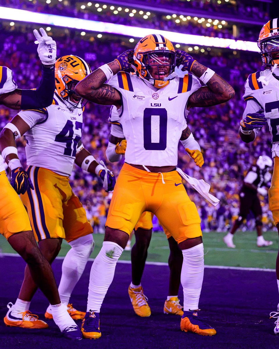 LSUfootball's tweet photo. Defense was cookin’ https://t.co/BJ9R1n4Yfz