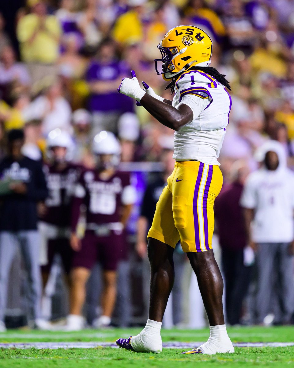 LSUfootball's tweet photo. Defense was cookin’ https://t.co/BJ9R1n4Yfz