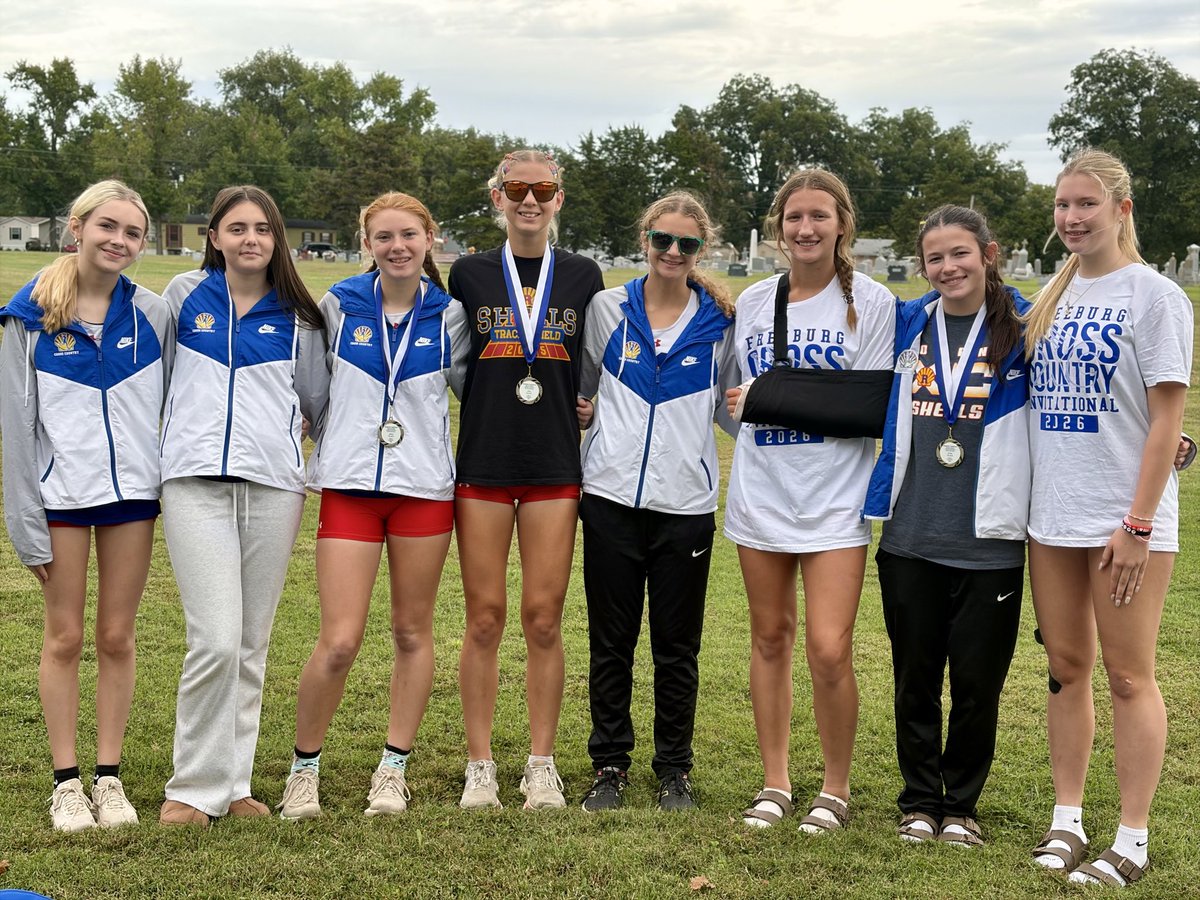 RoxanaAthletics's tweet photo. Amazing day at the Freeburg Invite with a total of 18 PRs!

Our Varsity Boys brought home a plaque placing 3rd with every runner medaling: Noah Crump (3rd), Easton Johnston (14th), Rylan Bisby (19th), Conrad Heigert (27th), Chrishawn Sewell (43rd), & Joshua Ervin (48th). 

Our Varsity Girls placed 6th with Gianna Stassi (4th), Elizabeth Clouse (27th), & Savannah Cline (39th) earning medals.

JV Boys earned a plaque placing 2nd overall with Conner Price (7th), Colt Doyle (13th), Eimaj Murrell (16th), Alessandro Vazquez (18th), Jordin Akileh (19th), & Angel Santiago (20th) medaling.

@RHS_Shells @AMiller31