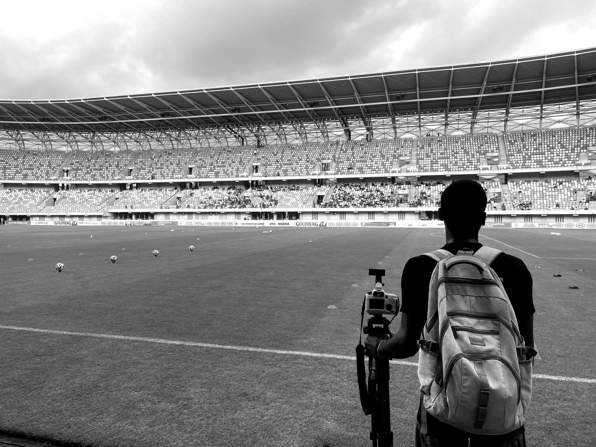 Mike_Eshiet's tweet photo. Grateful for the opportunity to cover another AFCON qualifier from the ground.🙌🏽
Thankful to God for the experience, and to everyone who supported me along the way.🙏🏽 Always a privilege to be there and tell the story.
I’m available to cover more international matches for brands and organisations. Feel free to reach out if you’d like to work together.✅
@NGSuperEagles @PoojaMedia
#AFCONQualifiers2027 #NigeriaVsMadagascar #supereaglesofnigeria #sportphotography #NGAMAD #mykishkreation