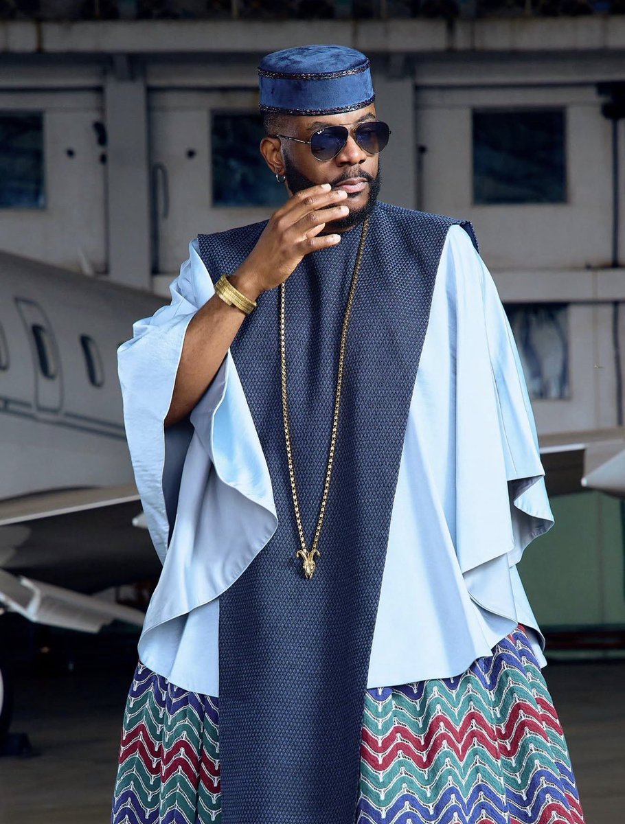 bigHotbaby1's tweet photo. Ebuka the Host👌😍 #Bbnaija https://t.co/dNacoYS1yb