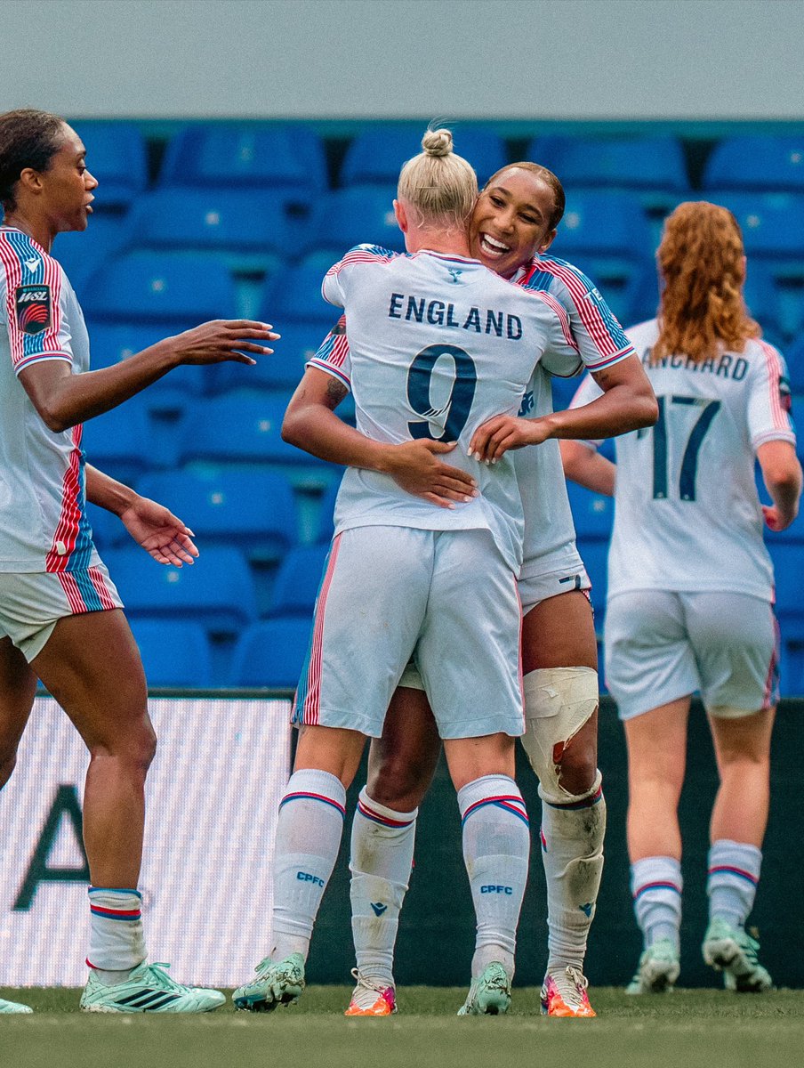 Bethany_Eng15's tweet photo. Unlucky not to take more from today’s game, but we’ll take a point on the road 👊🏼

Happy to score my first goal for the club too 🦅 https://t.co/hHF4OEHbuj