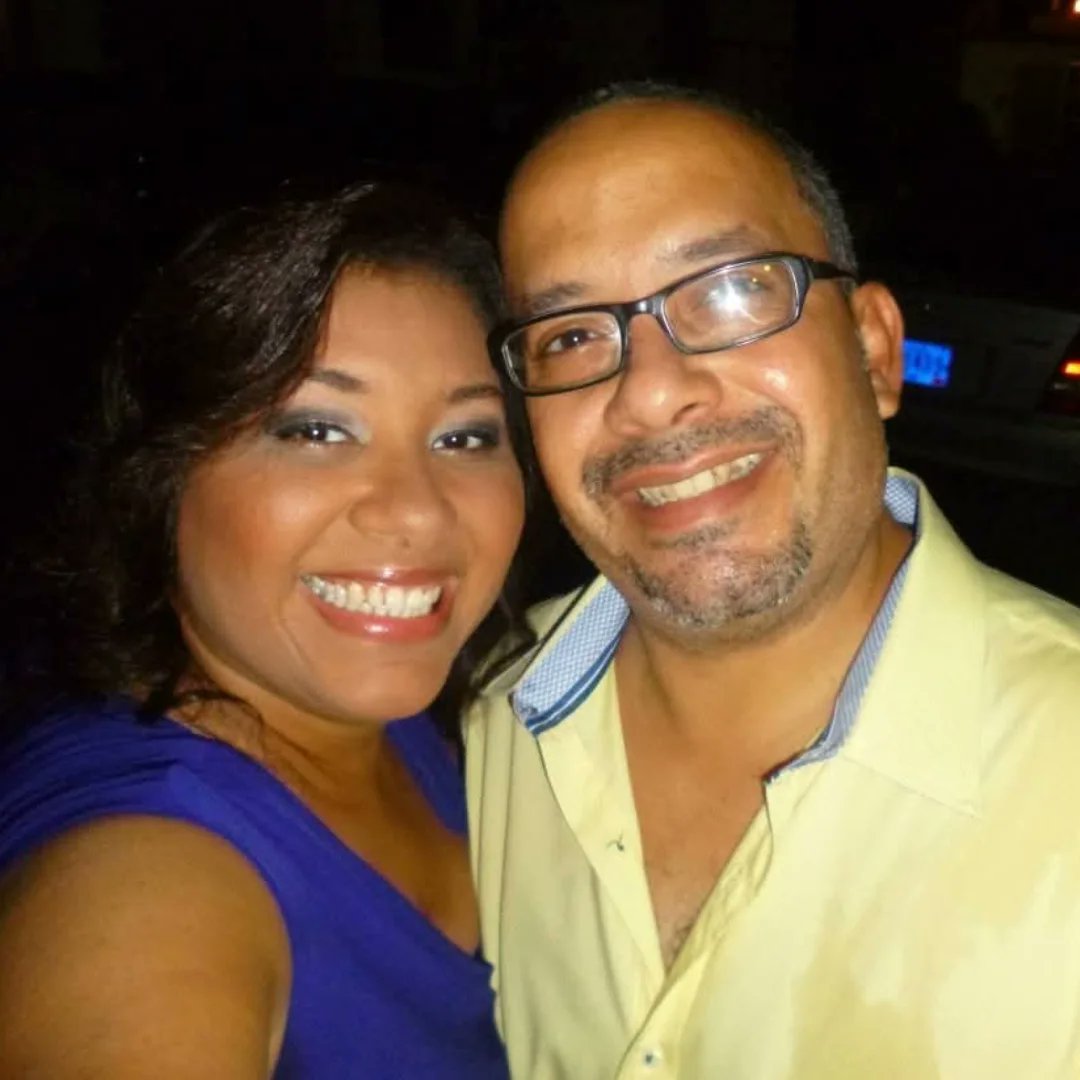 MChonchol's tweet photo. 10 años sin ti, Pelu. El tiempo no cura: aprendemos a caminar con el vacío. Te extrañamos cada día. Lyann y Alessandro llevan tu esencia, fuerza y valentía. Gracias por ser el amor de mi vida y el mejor padre. Te amamos siempre. https://t.co/qZ9QOX2k4l