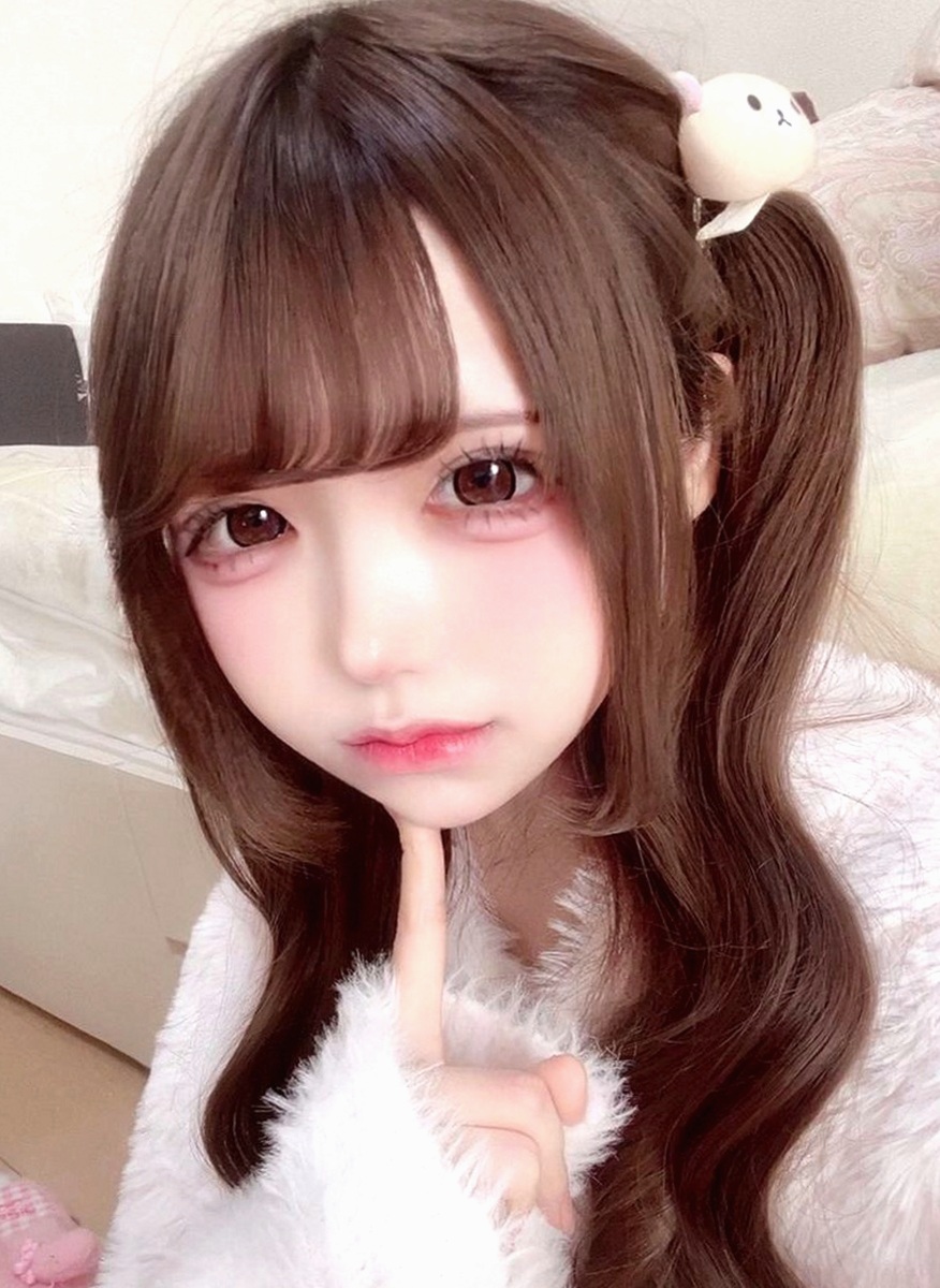 NatalieMorbd's tweet photo. 視線が刺さる気がして困るんだけど、これって何かの暗示？ https://t.co/fNxByhgm0J