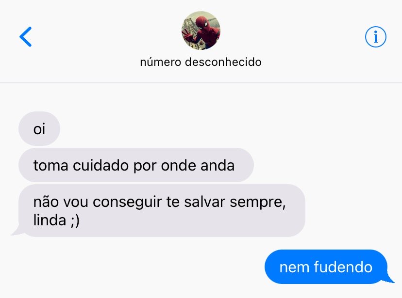 pipesgfriend's tweet photo. bad ideia, right? — au #petermj 

onde peter parker, apaixonado pela melhor amiga, começa a dar em cima dela como homem-aranha depois de salvá-la, sem coragem de fazer o mesmo como peter

ou 

onde mj se apaixona pelo mesmo garoto duas vezes sem saber https://t.co/PpfxQhwcVS