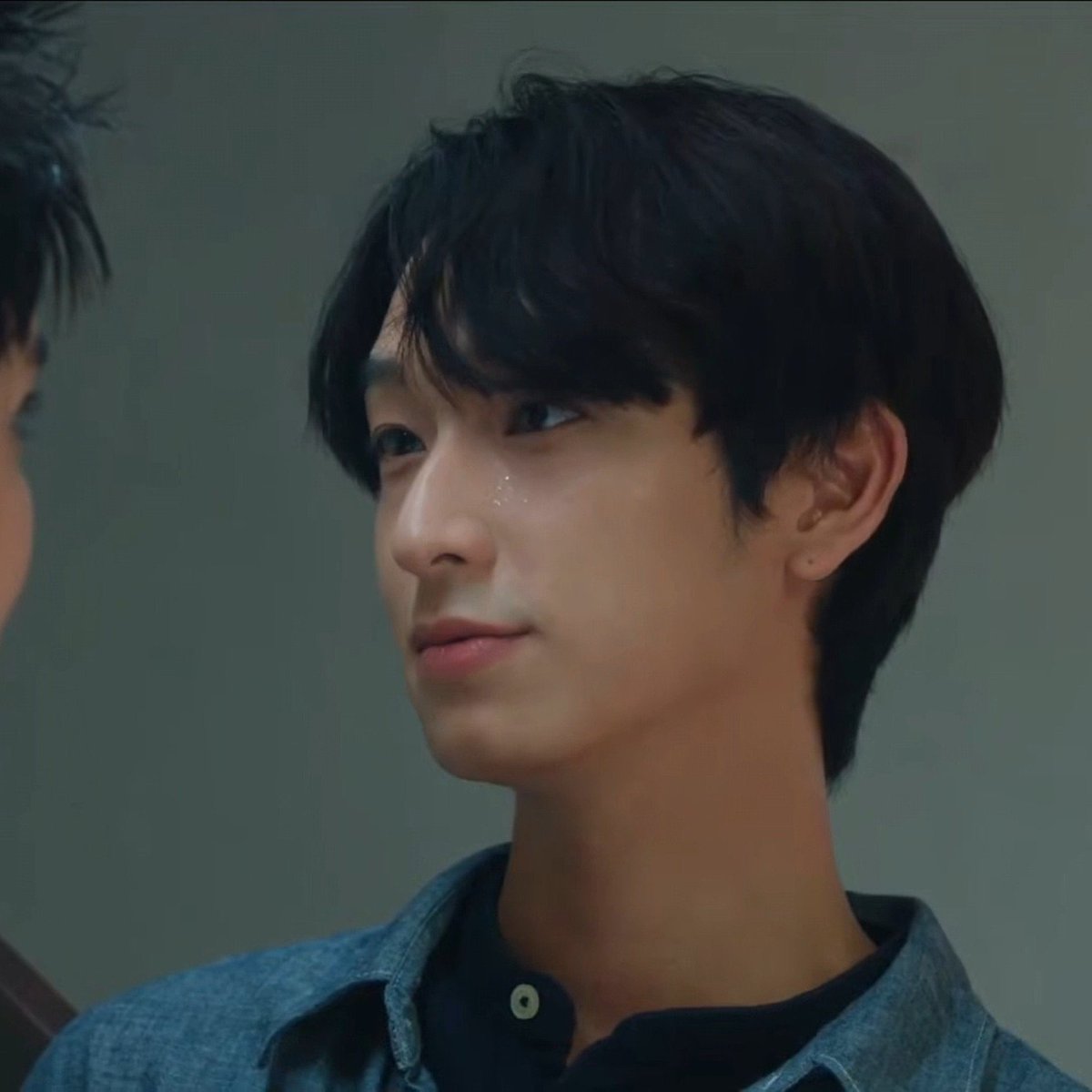 starlightchimon's tweet photo. IYKYK but i got reminiscence of wave in this scene
#ChimonWachirawit
#MatchPointFinalEP https://t.co/diKfBKNkmP