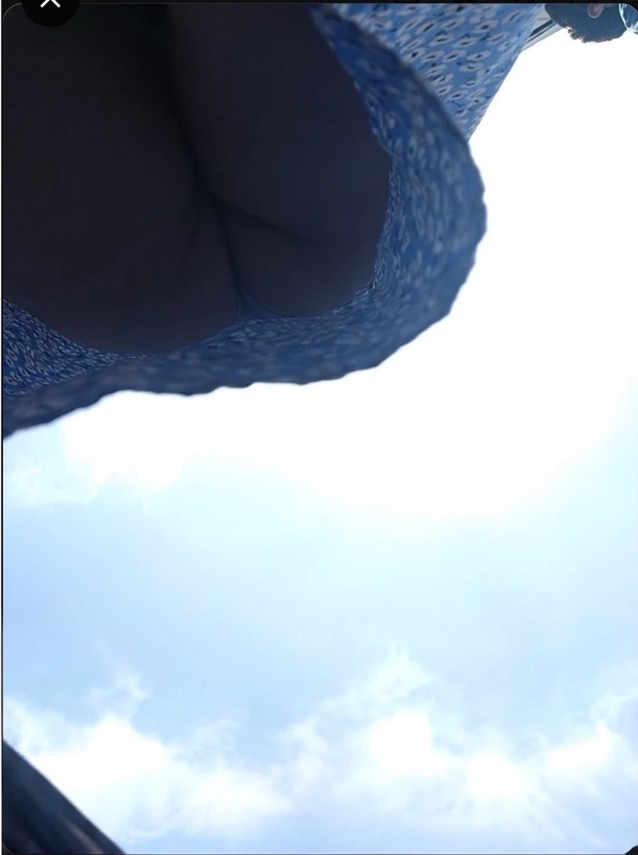 elacosusi's tweet photo. Esta para llenarla toda de leche pinche puta perra, con esa tanguita de zorra. Maldita puta #upskirt #culo #culonaincreíble #candid #tanga #puta https://t.co/ggOUf1xpZj