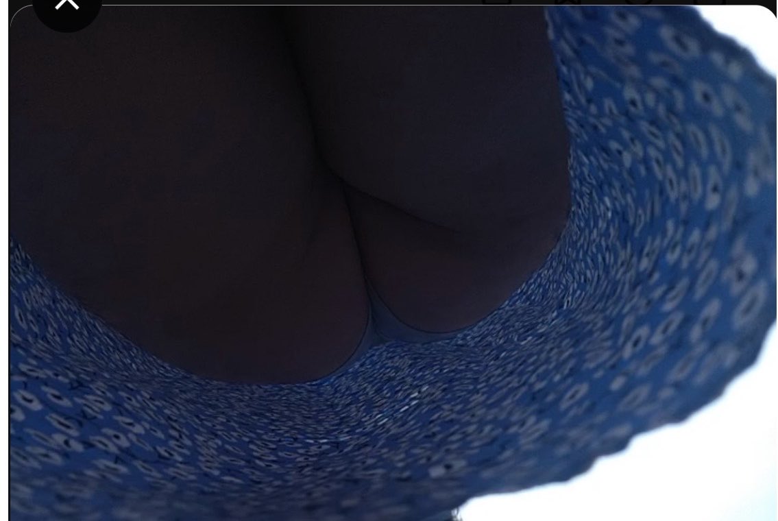 elacosusi's tweet photo. Esta para llenarla toda de leche pinche puta perra, con esa tanguita de zorra. Maldita puta #upskirt #culo #culonaincreíble #candid #tanga #puta https://t.co/ggOUf1xpZj