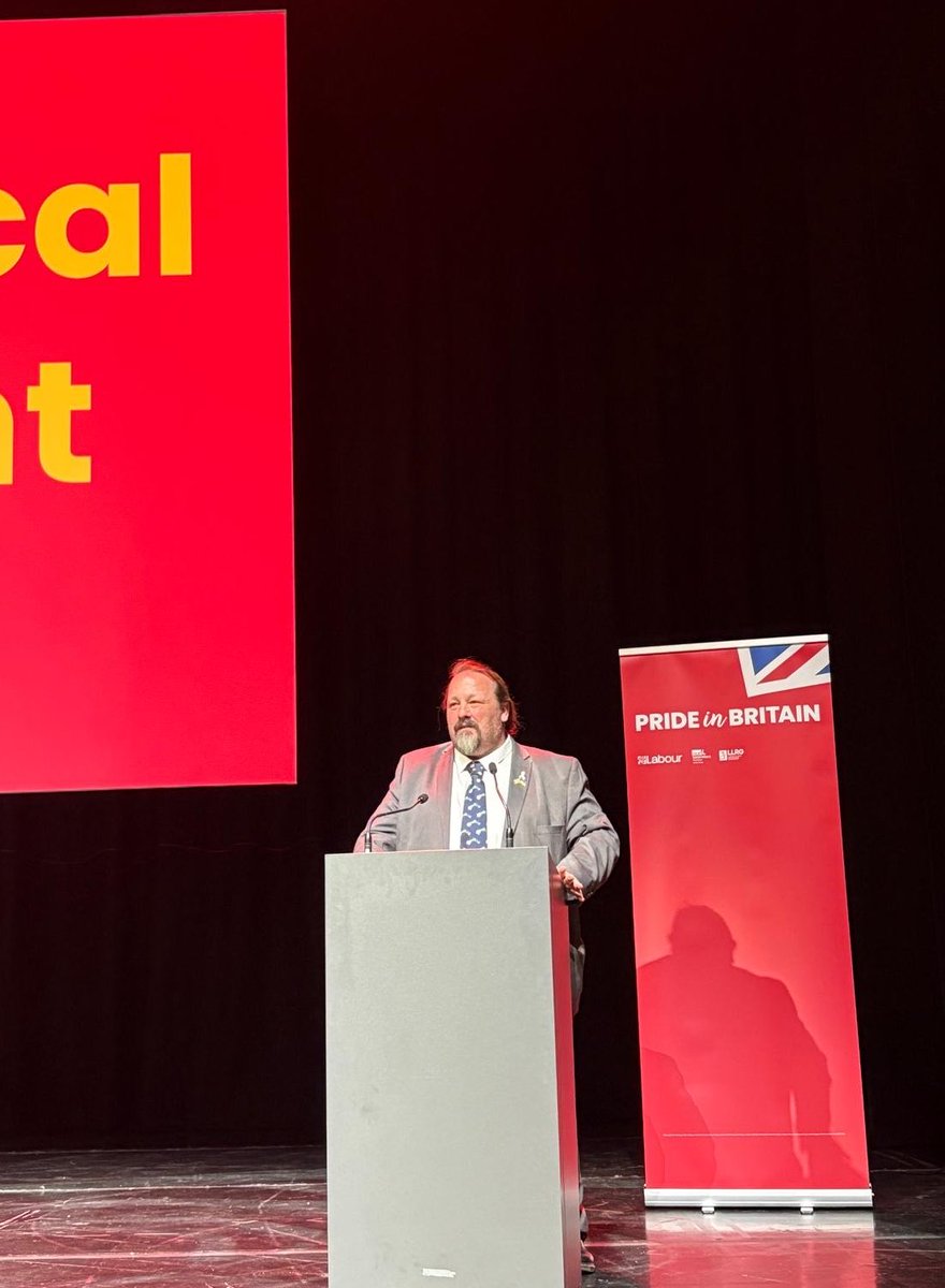 LGA_Labour's tweet photo. Huge thanks to everyone who came to our rally for local government. So good to hear from so many excellent speakers, 💪🌹 #Lab26  @AngelaRayner @_petermason @JimfromOldham @FloEshalomi @BellaSankey @shah_arooj @vincemaple @Eamonn_OB @4Hussain @elledodd @bevcraig https://t.co/iJsCFx6opj