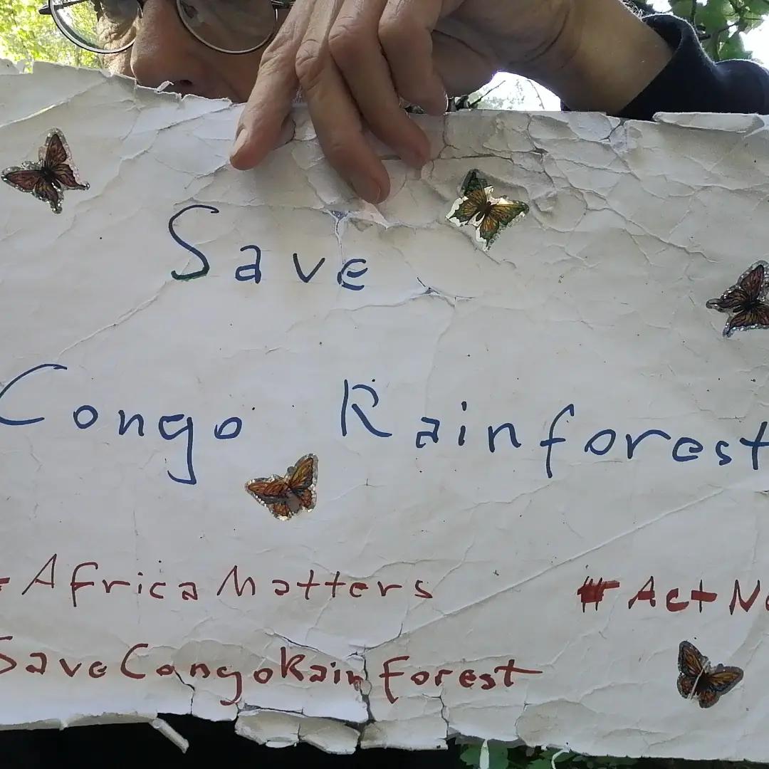 stamberg_e96884's tweet photo. SaveCongoRainforest Day 2392
#SaveCongoRainforest
#SaveCongoForest_Flora_Fauna๐ด๐ฆ #AfricaMatters #IndigenousLivesMatter
@SaveCongoForest
In Solidarity with
@vanessa_vash and
@Remy_Zahiga
The Congo Rainforest is vital in the fight for climate and social justice!โฎ๏ธ๐ https://t.co/1aL1tPA58m