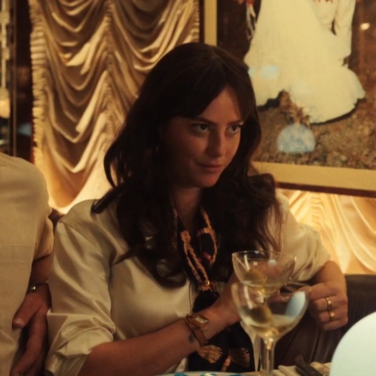 sqrialena's tweet photo. looking at each other like that while on a double date with other people #noticing https://t.co/Gi0OuYqED0