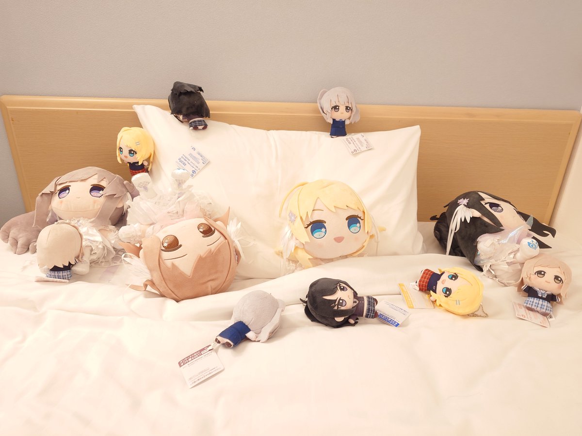 terumichi_flash's tweet photo. ホントにお疲れさま！！
てか、ホントにキミら自由だね。 https://t.co/HRh5YJBvYh