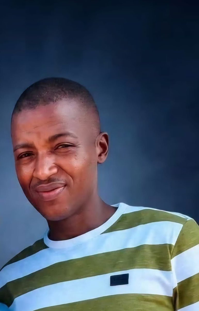 IanCameron23's tweet photo. A man selling tripe for R20 a plate should not need permission from criminals to earn a living.

Phumlani Vokovi, an actor, artist manager and small-business owner, was shot dead while reportedly closing his food stall in Joe Slovo, Milnerton. His wife, Nichume, was later shot dead at their home.

Friends believe the murders followed a dispute over an alleged monthly “protection fee”. His family has rightly said they are waiting for the police investigation before confirming any link to extortion.

If that link is established, this case shows exactly how predatory organised crime has become.

Extortion is no longer confined to construction sites or large businesses. Street traders, spaza shops, salons, taxi operators and people trying to build the smallest businesses are being targeted.

Between April and June 2026, the Western Cape accounted for nearly half of the 112 protection-racket extortion cases recorded nationally. This is organised crime taking control of local economies, one street and one business at a time.

Police cannot deal with this through occasional raids and arrests alone. These networks need to be mapped through crime intelligence, investigated properly, financially dismantled and prosecuted as organised criminal enterprises. Witnesses and business owners also need to know that reporting these syndicates will not leave them exposed.

Someone selling a R20 plate of food is trying to survive, employ themselves and build something. Criminals cannot be allowed to decide whether they may do so.

Two people are dead. The investigation must establish why, identify everyone involved, and follow the network behind the killings wherever the evidence leads.

IC