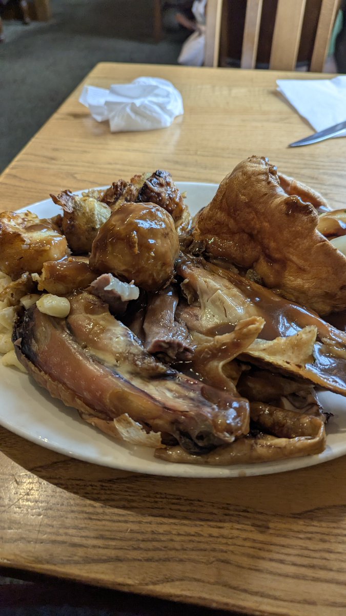 FuriaMistress98's tweet photo. Toby Carvery gave me too much meat 🫪 https://t.co/MwMZnc7LPo