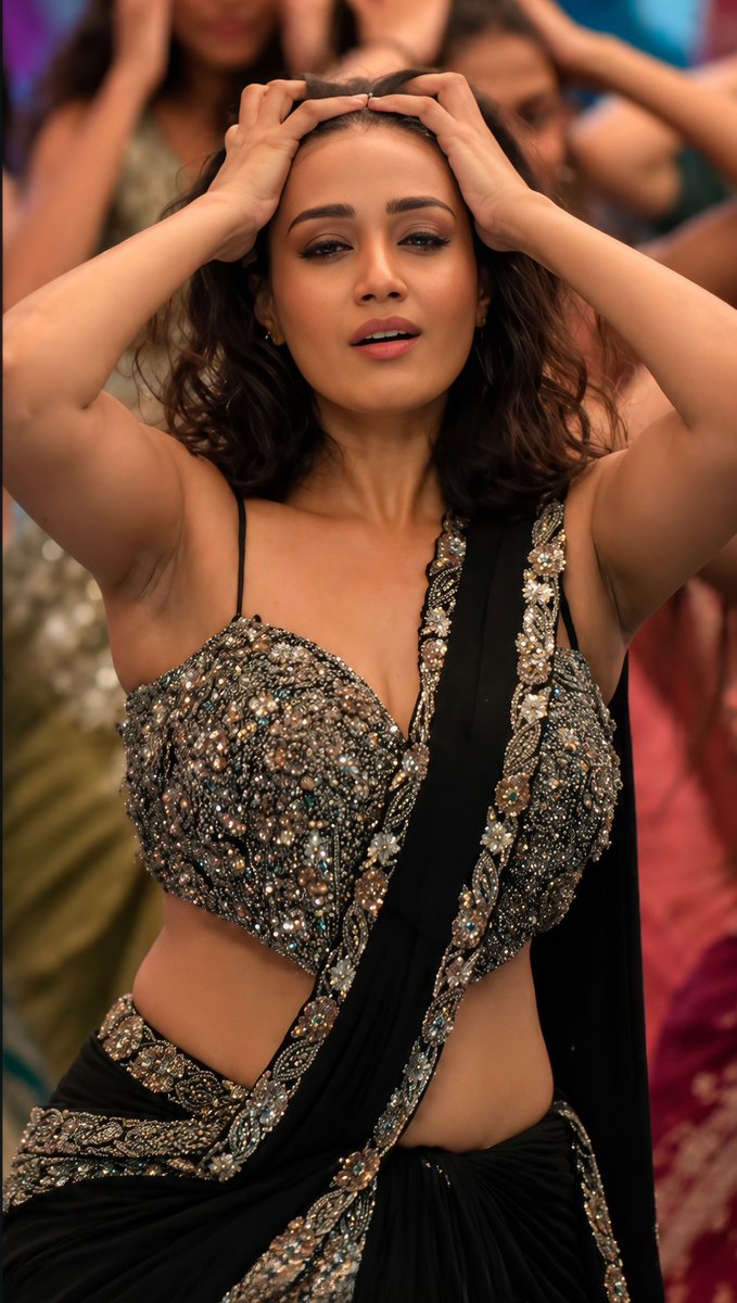 i_facelove's tweet photo. Nivetha Pethuraj 🥵🔥 https://t.co/Mdds69mrr8