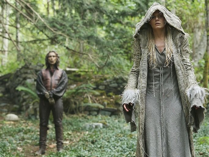 ouatminds's tweet photo. today  11 years ago of the premiere of the season 5  of once upon a time https://t.co/AAUkcsJocq