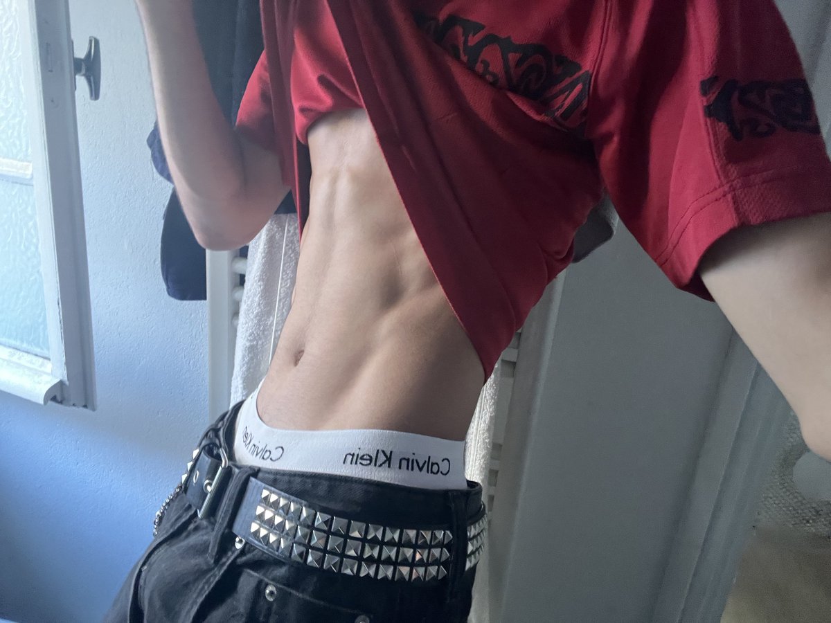 noctis9x's tweet photo. https://t.co/FD7cJDI7hF