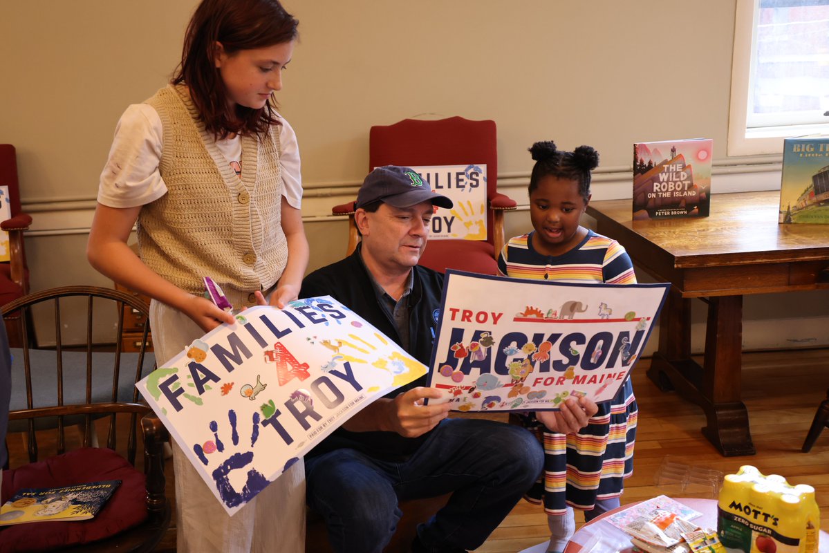 TroyJackson207's tweet photo. We launched our Families for Troy coalition this morning with some of our cutest constituents 🧸🛻🎨 https://t.co/fZiGxK3qHB