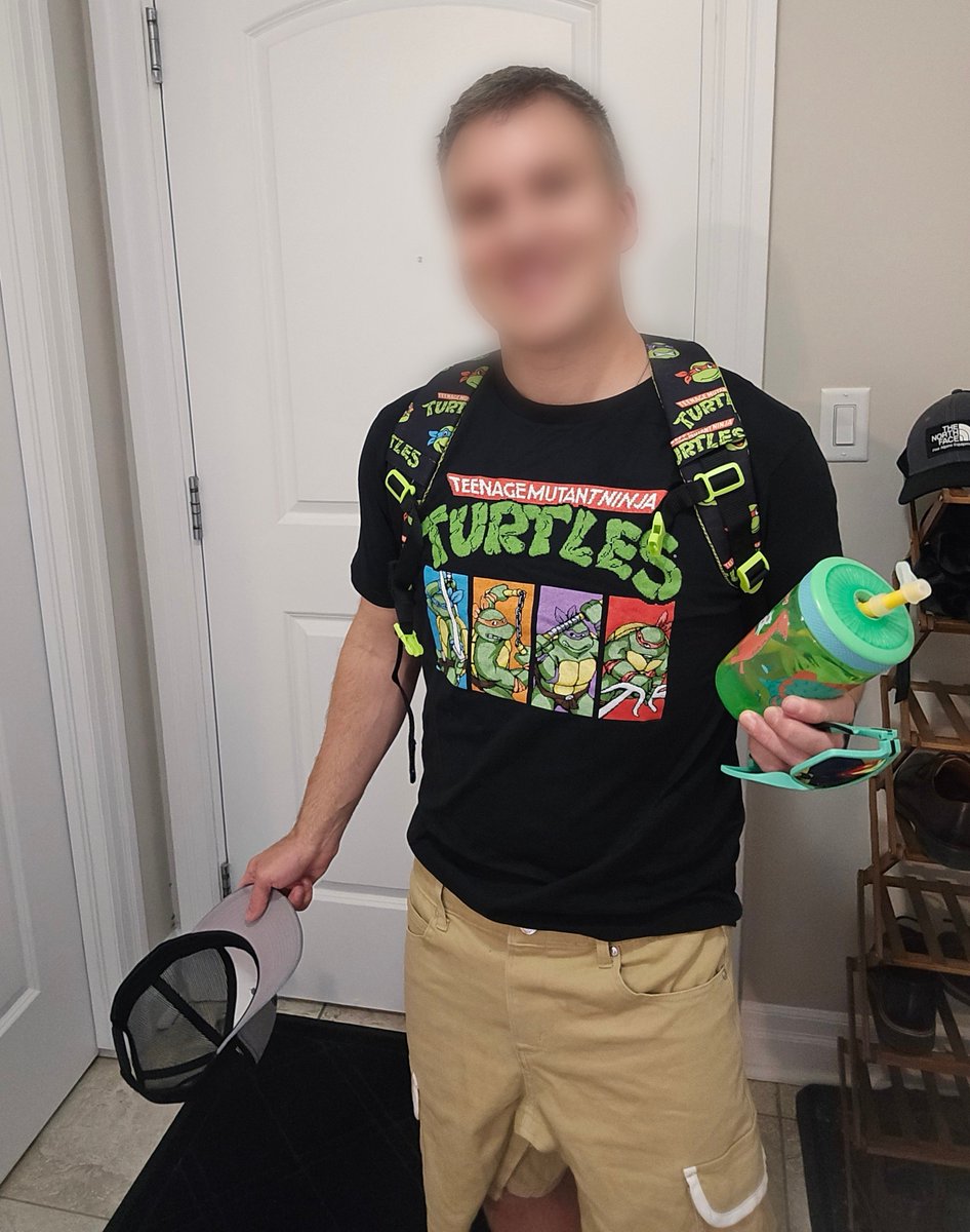abdl_mikey's tweet photo. Trying out Halloween costume ideas.

Is "90s kid who's excited to start preschool but a little nervous about daddy taking him in with extra pull-ups and a naptime diaper" too on the nose? https://t.co/PfqDDTExU6
