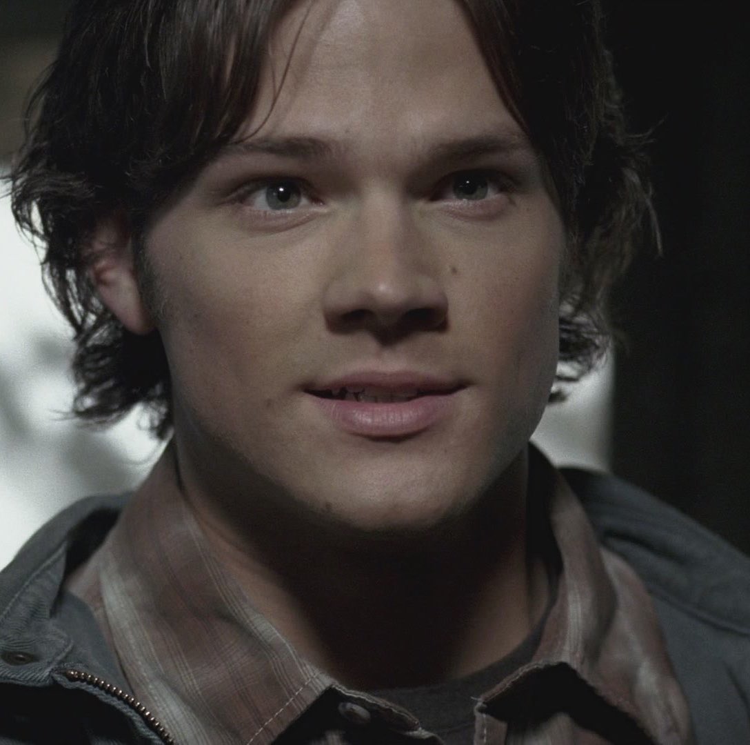 hannijackxo's tweet photo. dean showing up to bobbys house with sam https://t.co/88kujugO7m