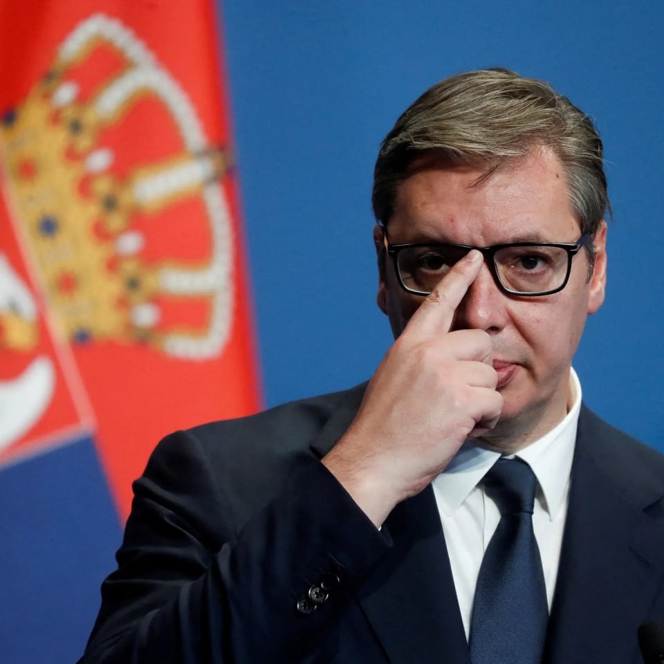 Technopolitik_'s tweet photo. BREAKING - 🇷🇸 Serbia's President Vučić resigns. https://t.co/XvP7ZFYcrC