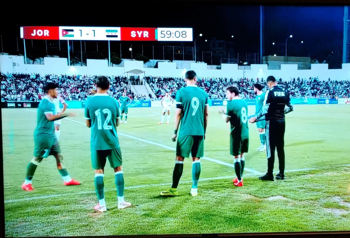 AlsharefMo2018's tweet photo. العقيد رجع يا أهل الحارة . https://t.co/sp3g6zOMJc